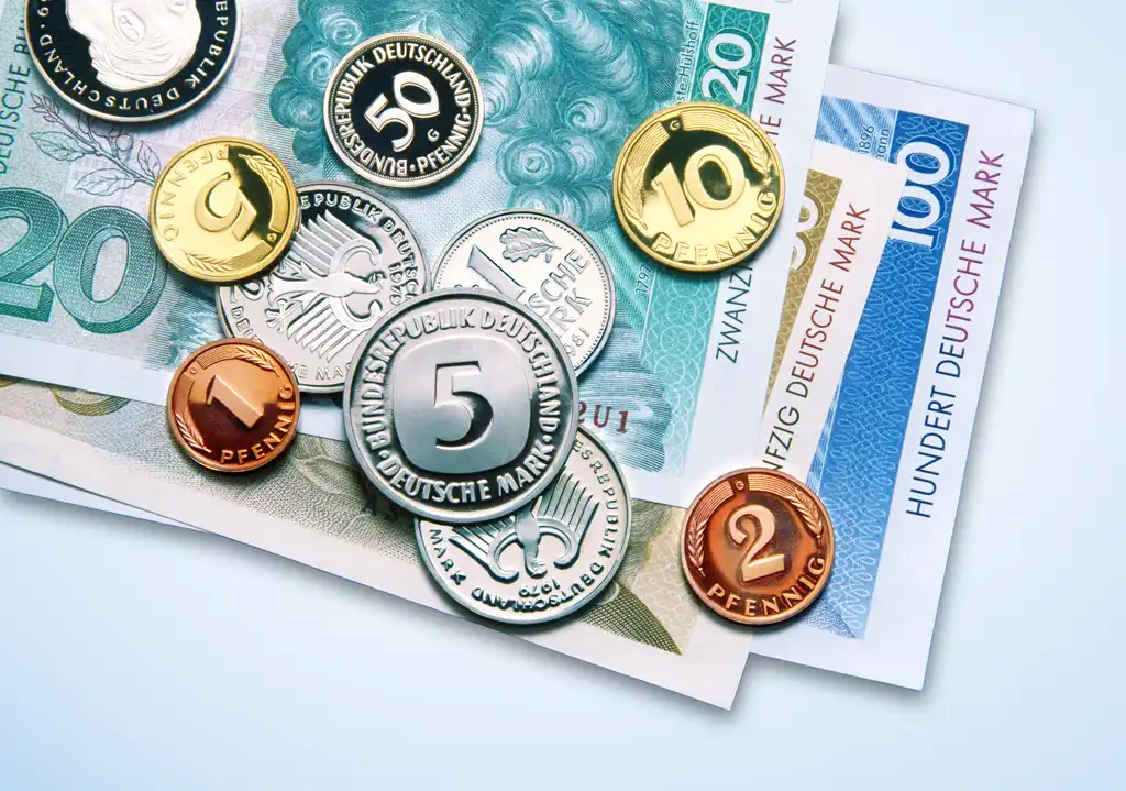Münzen und Banknoten Münzen und Banknoten